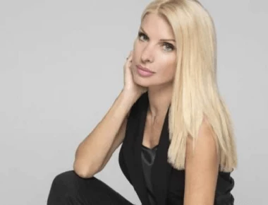 Δείτε πως έπιασε τον Μάη η Ελένη Μενεγάκη στο πλατό της εκπομπής της (βίντεο)